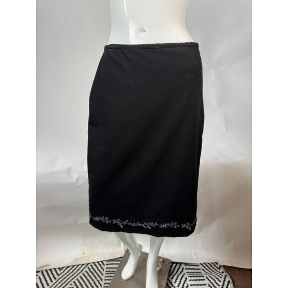 Gap Womens Black Embroidered Hem Midi Skirt Size 6 Polyester Rayon Spandex - Picture 9 of 16